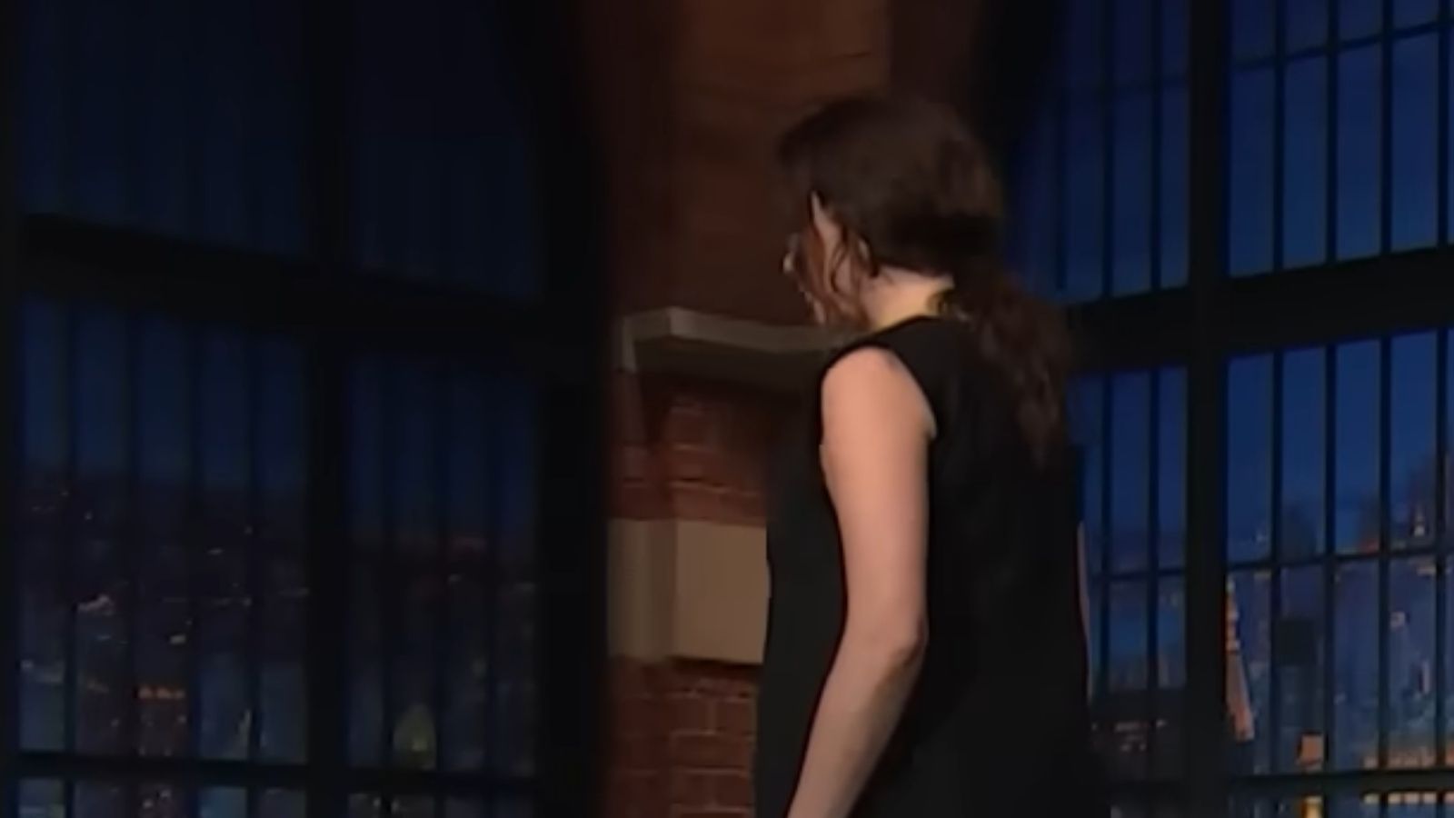 Amerykańska aktorka Aubrey Plaza w zaawansowanej ciąży rok po śmierci męża
